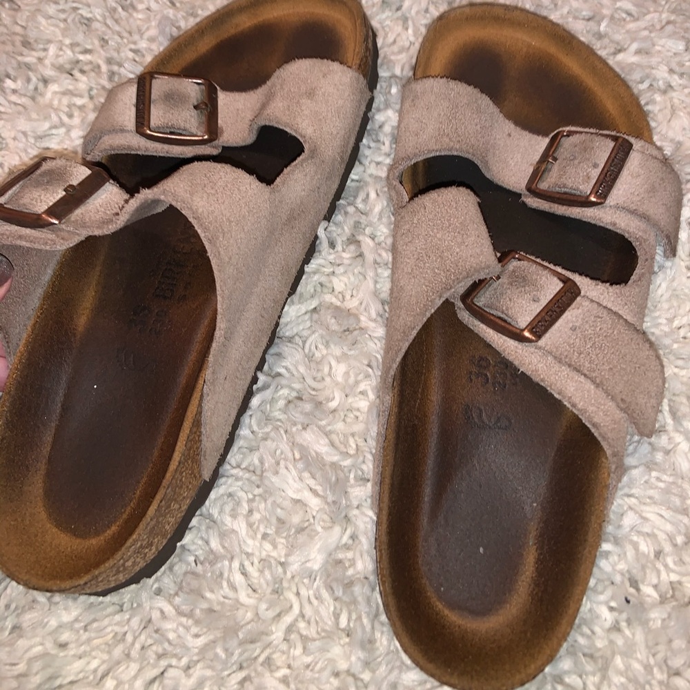 Tan Suede Birkenstock’s